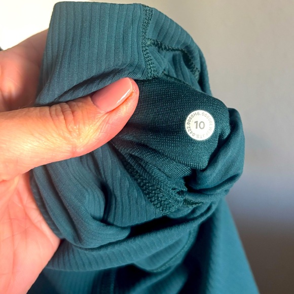 Lululemon Ribbed Align Leggings - Picture 4 of 6